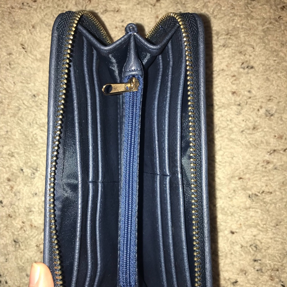 Wallet - Picture 3 of 4